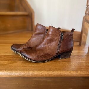 Lucky Brand Tan Distressed Leather Booties Size 8 1/2